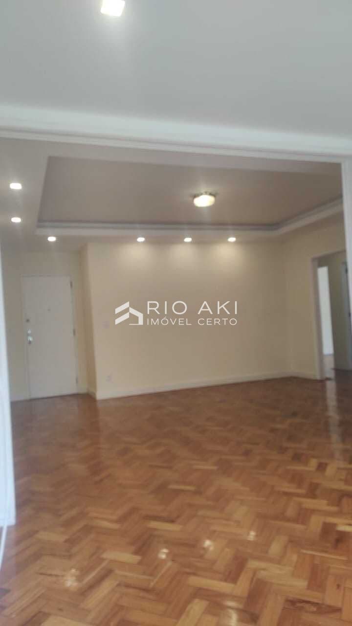 Apartamento com 124 m², planta confortável e bem distribuída