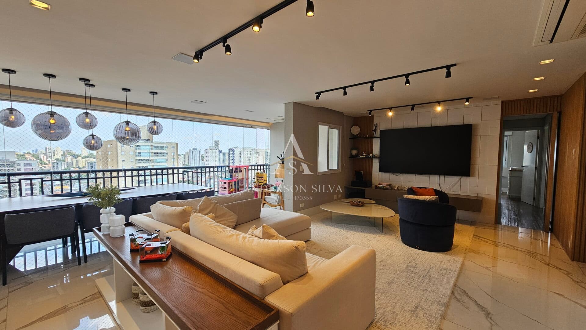 Apartamento Alto padrão • 170 m² • 3 dormitórios • 3 suítes • 4 vagas • Vila Romana • São Paulo