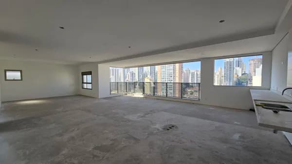Apartamento Alto padrão de 222m²• 3 suítes • 4 vagas • Pronto para decorar