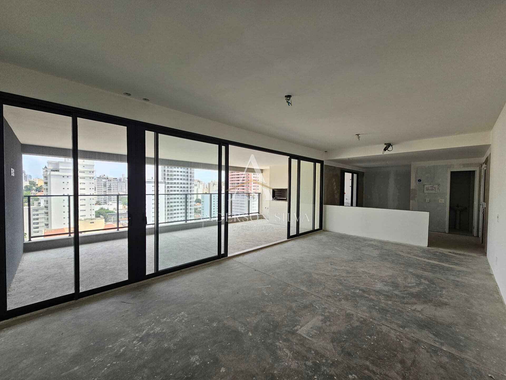 Apartamento Alto padrão • 192 m² • 3 dormitórios • 3 suítes • 3 vagas • Perdizes • São Paulo