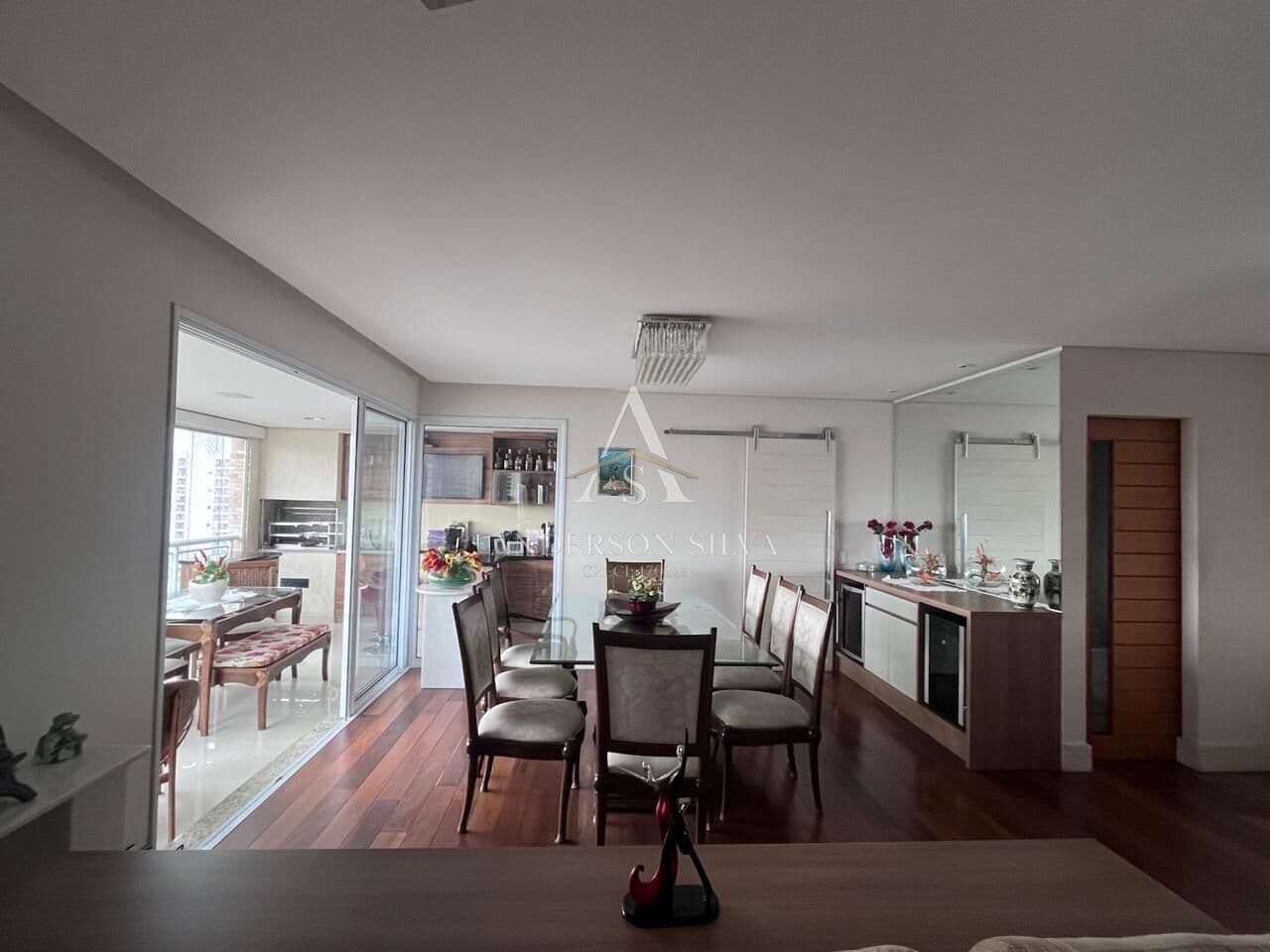 Apartamento alto padrão de 170m²• 3 suítes • 3 vagas • Vila Romana