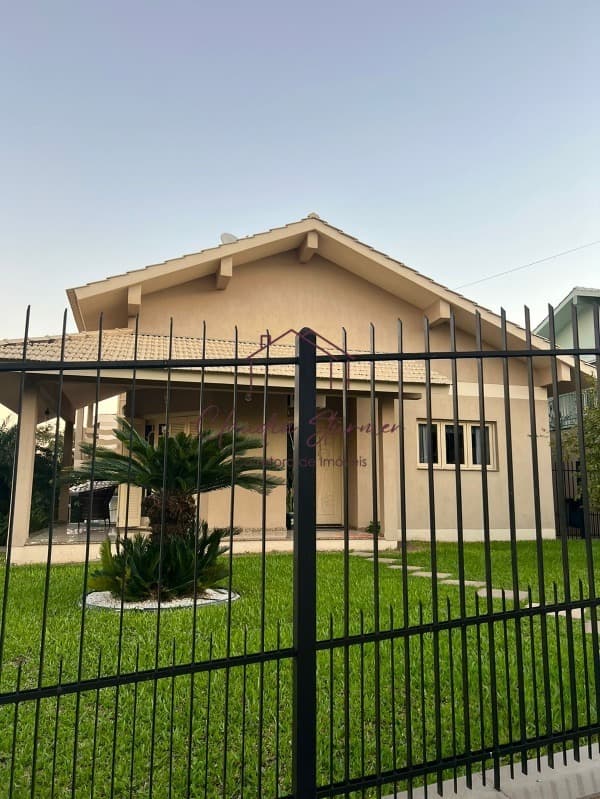 Casa em Bom Princípio - Lot. Jardim da Acacias
