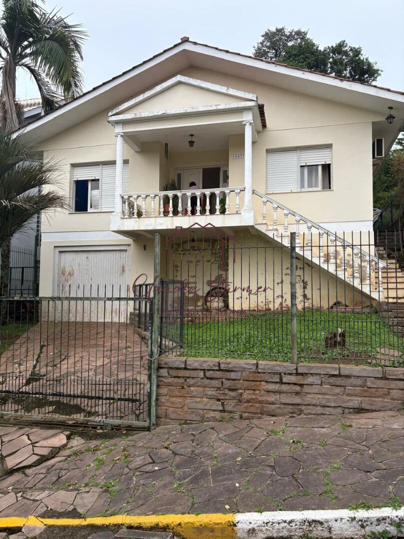 Casa em Bom Princípio - Centro
