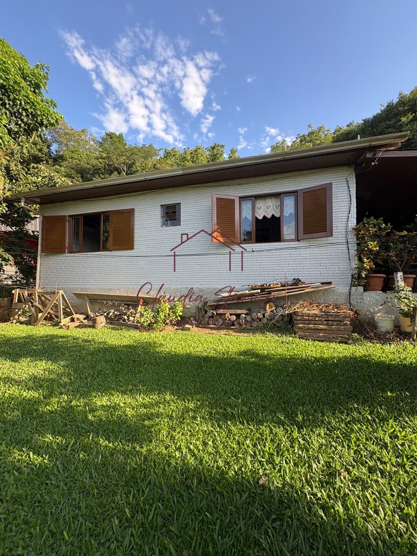 Casa em Bom Princípio - Mambuí