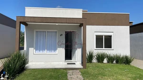 Casa em Centro, Vale Real/RS