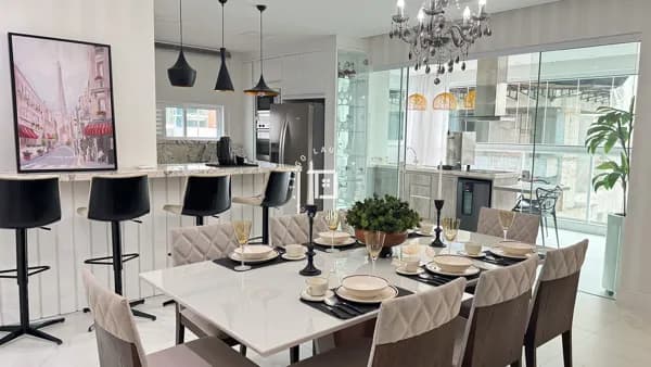 Apartamento Alto Padrão 100% Mobiliado Em Meia Praia, Itapema/SC.