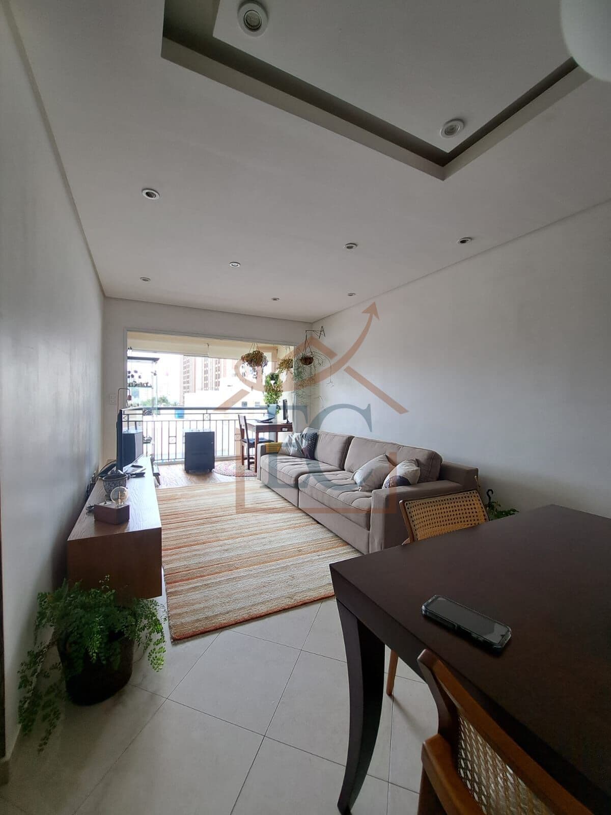Apartamento 3 Dormitórios com suíte, sacada e 3 vagas - Jardim Bela Vista
