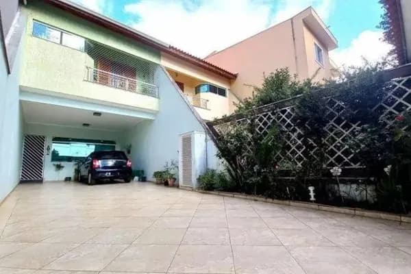 Excelente Sobrado na Vila Assunção | 4 Suítes | 6 Vagas