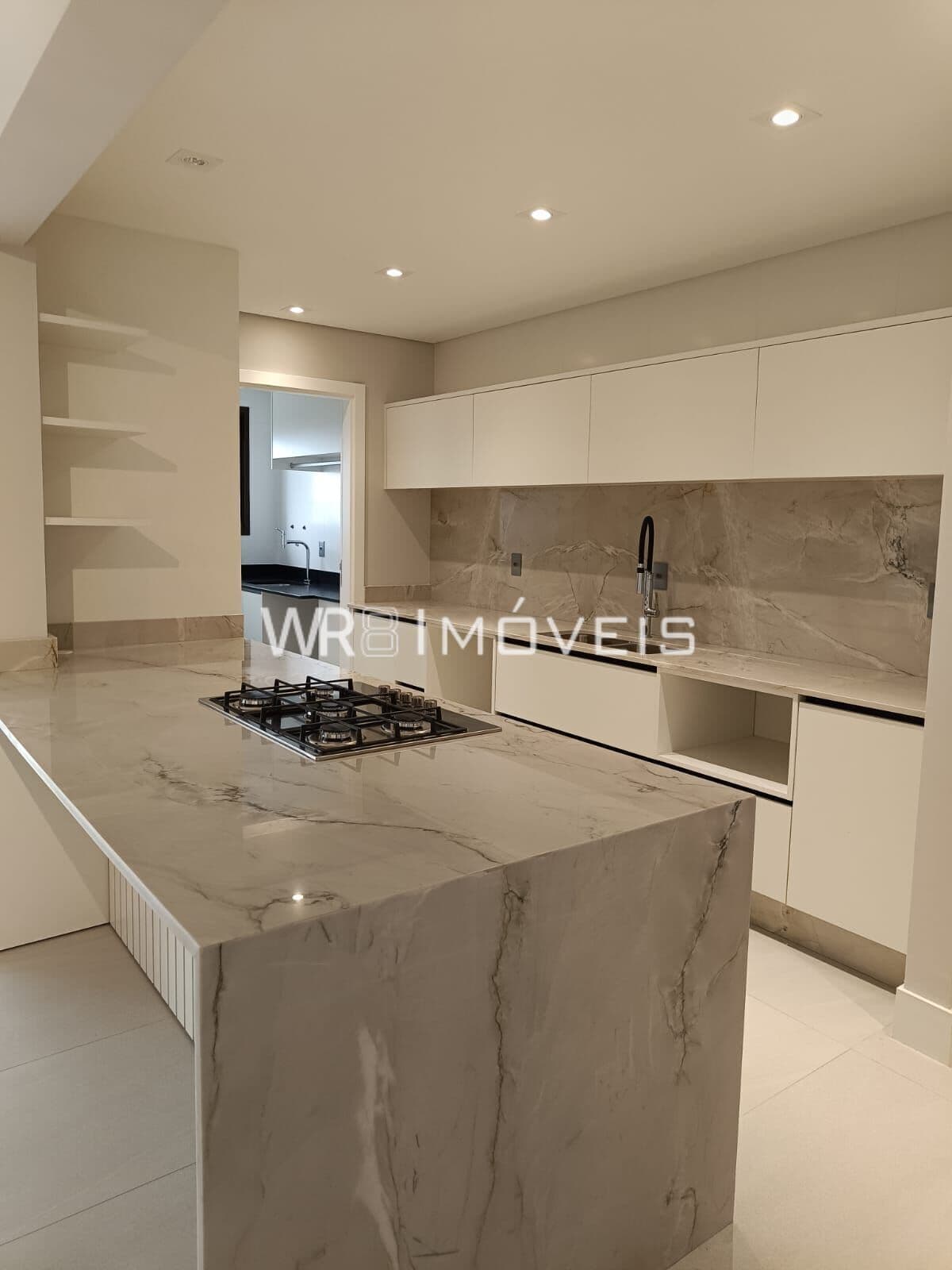 Apartamento no Porto 950, bairro Anita Garibaldi — Joinville/SC