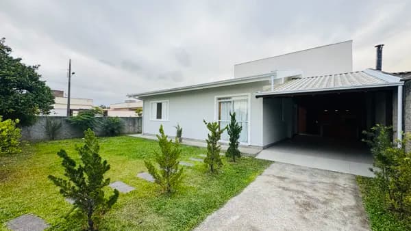 Casa em Capivari de Baixo - Santa Lúcia