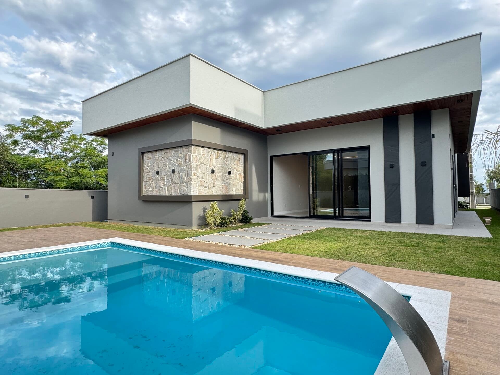 Casa Alto Padrão - Condomínio Quinta do Lago