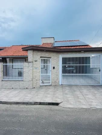 Casa em Capivari de Baixo - Centro