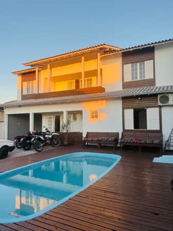 Casa em Capivari de Baixo - Santa Lúcia