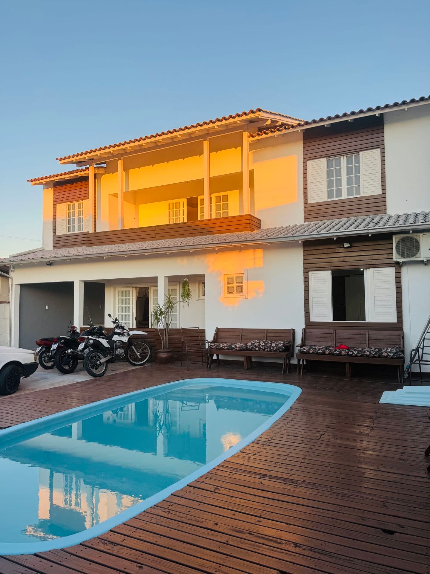 Casa em Capivari de Baixo - Santa Lúcia