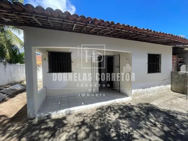 Casa com Amplo Quintal em Paulista – Oportunidade!