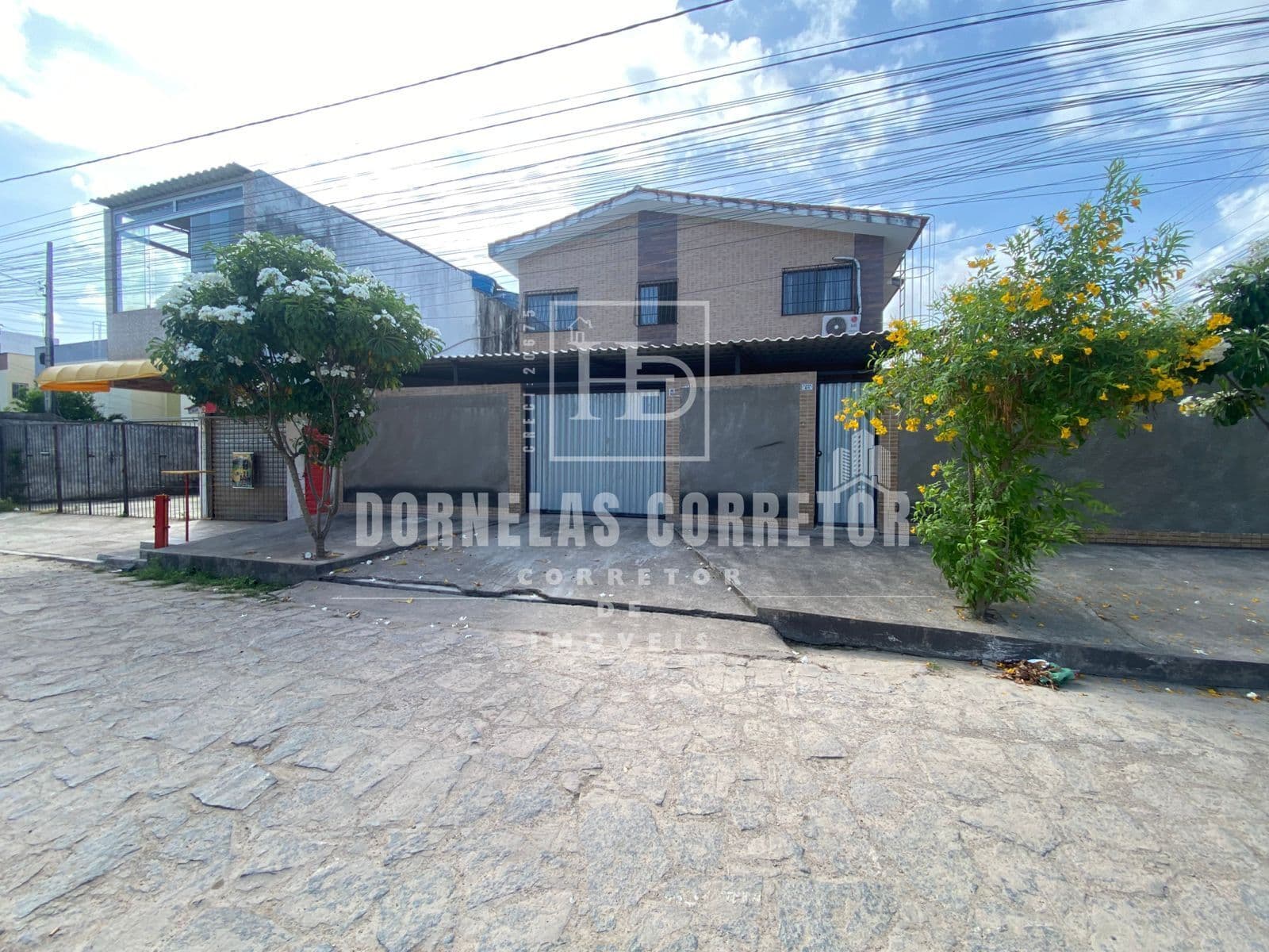 Repasse em Pau Amarelo | Duplex, 2 Quartos, 1 Suíte, 1 Vaga de Garagem Coberta