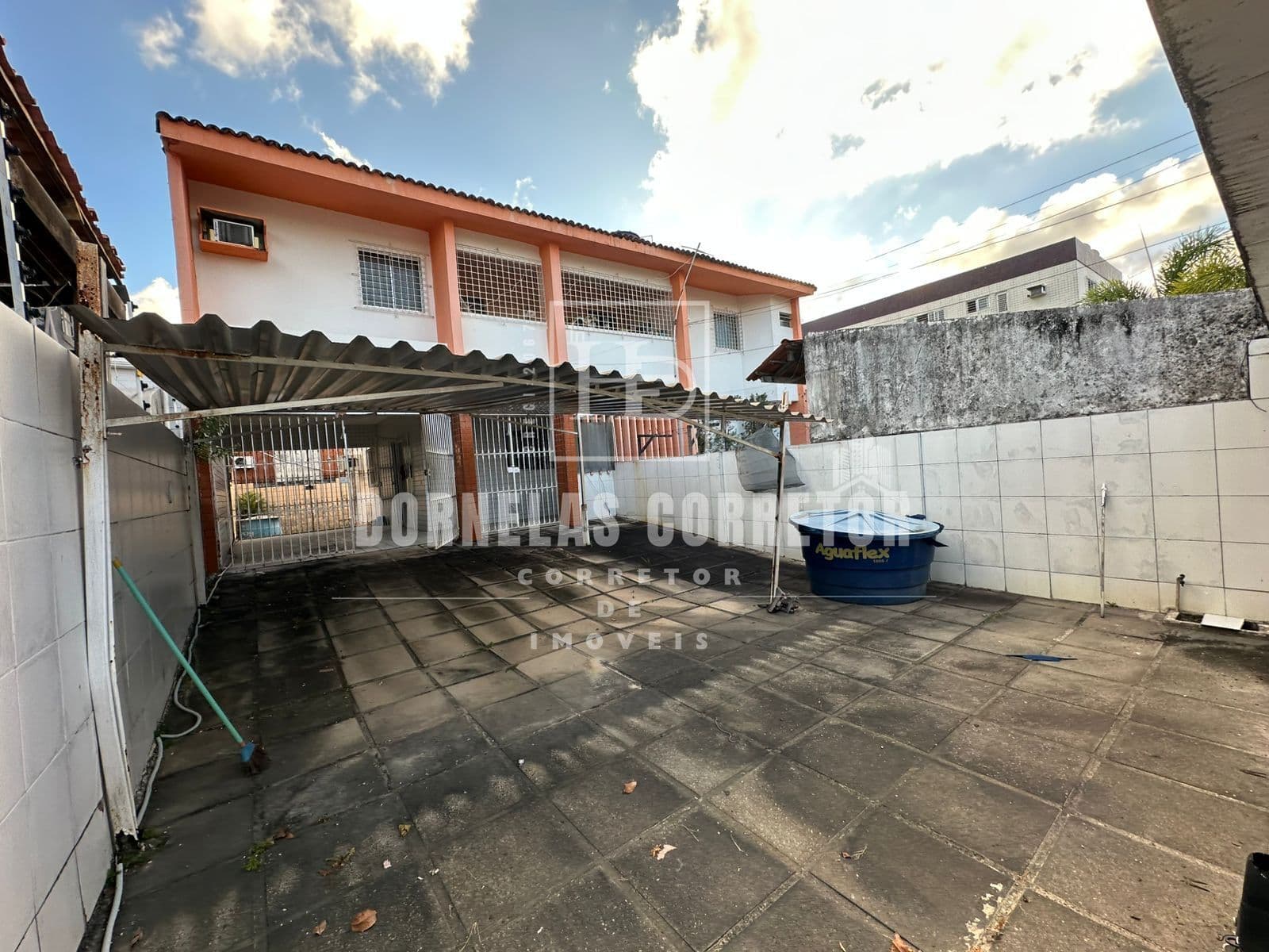 Casarão 4 quartos/ Aceita Financiamento