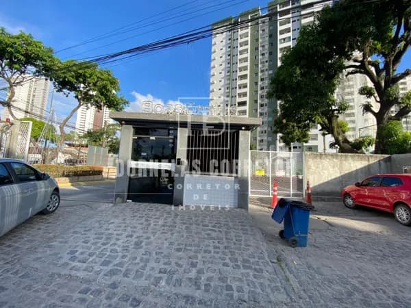 Apartamento na Av. Caxangá – 2 Quartos, Oportunidade Única!