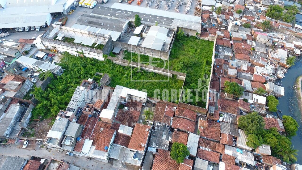 🏢 Terreno Exclusivo de 7.000 m² na Avenida Beira Rio