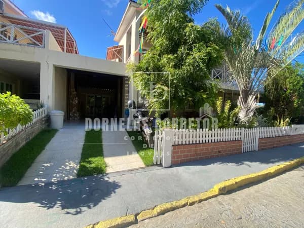 🏡 Casa Duplex com 4 Quartos em Condomínio Fechado – Paulista
