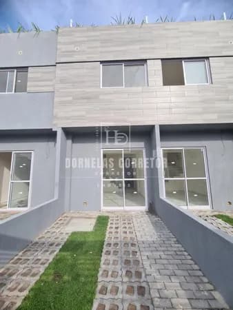 Casa triplex no bairro Casa Caiada em Olinda na rua shop. pátteo 2qtos 1st cobertura privativa 2vgs