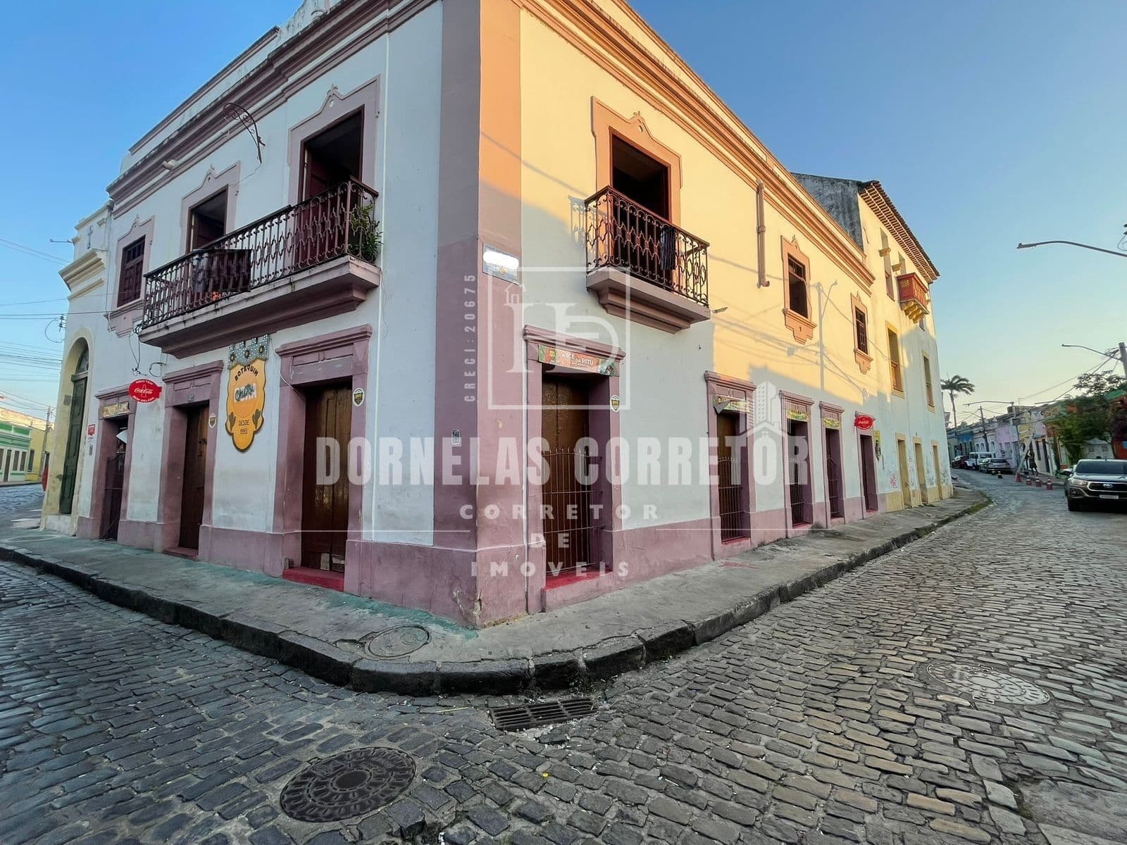 CASARÃO HISTÓRICO EM OLINDA – PATRIMÔNIO PRESERVADO COM TOQUE MODERNO