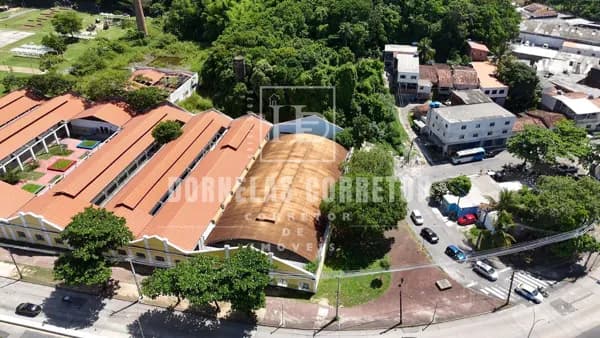 🔥 **3 CASAS EM 300m² NA AV. NORTE! IDEAL PRA MORAR E INVESTIR – R$ 360 MIL À VISTA!** 🔥
