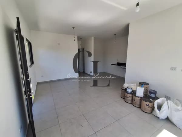 Casa térrea à venda com 3 dormitórios e 2 vagas no Bella Atibaia