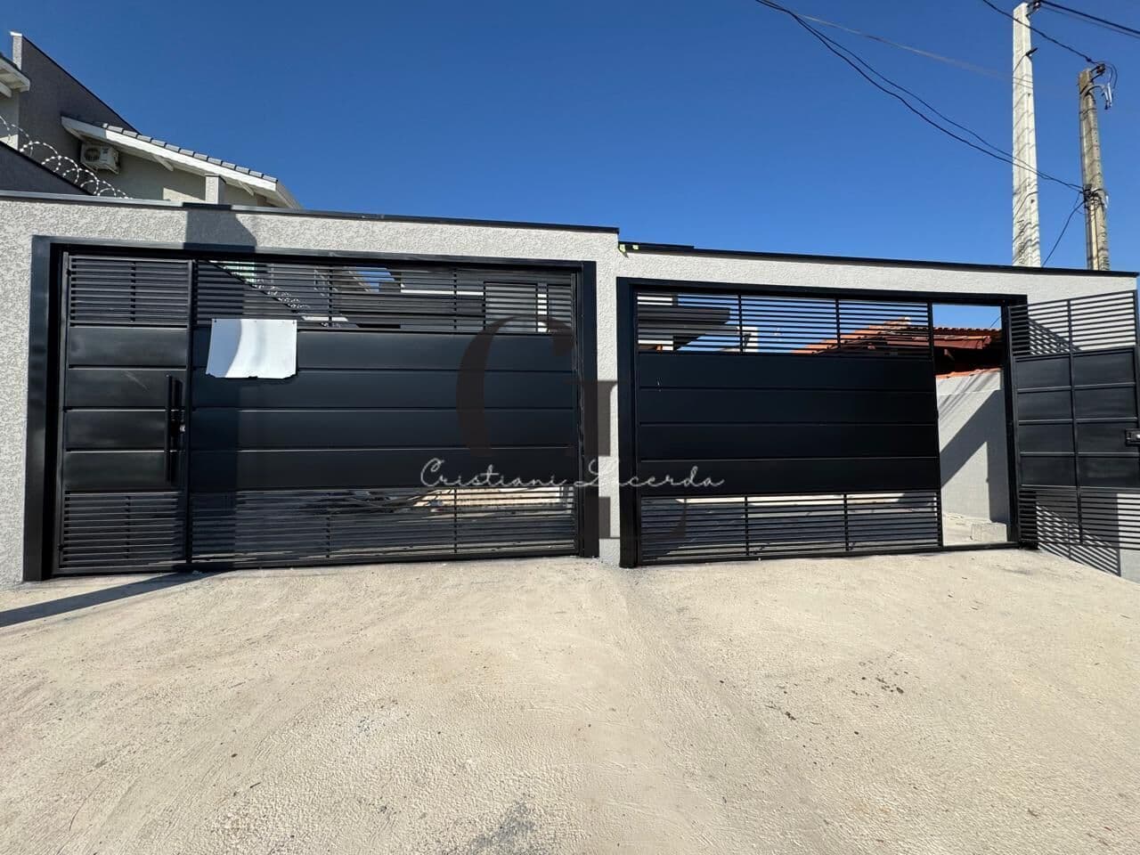 Casa térrea à venda com 3 dormitórios e 2 vagas no Jardim dos Pinheiros