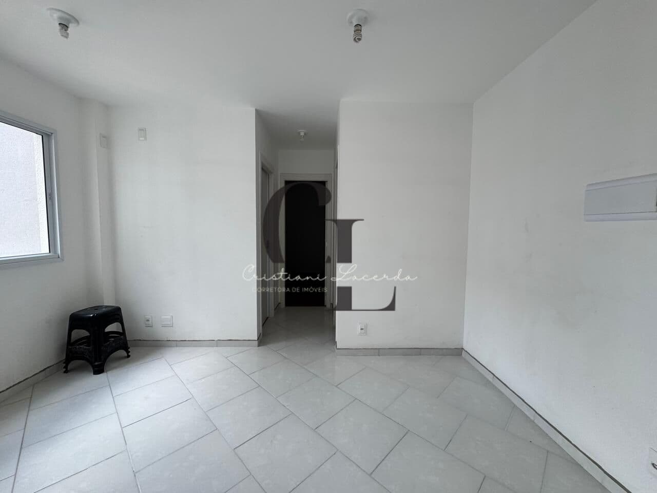 Apartamento à venda com 2 dormitórios e 1 vaga na Vila Maria