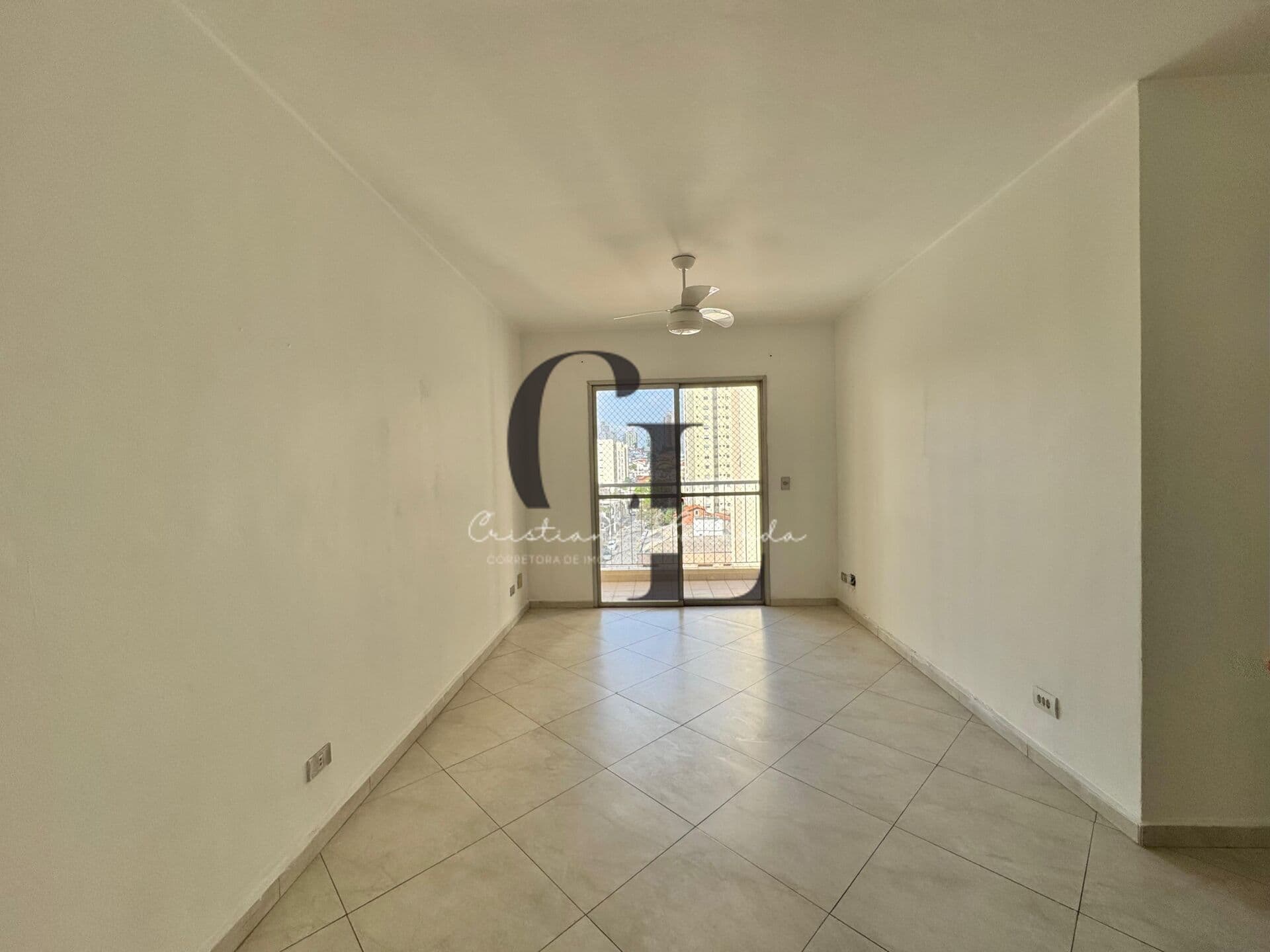 Apartamento à venda com 3 dormitórios e 1 vaga em Santana