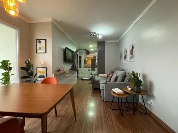Apartamento à venda com 2 quartos, varanda e 1 vaga no Imirim