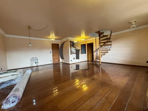 Cobertura duplex à venda com 3 dormitórios e piscina no Tremembé