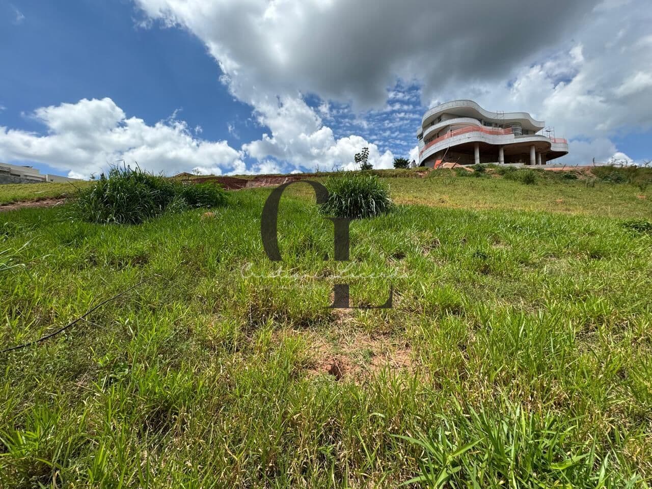 Terreno à venda no condomínio Itaporã, em Atibaia