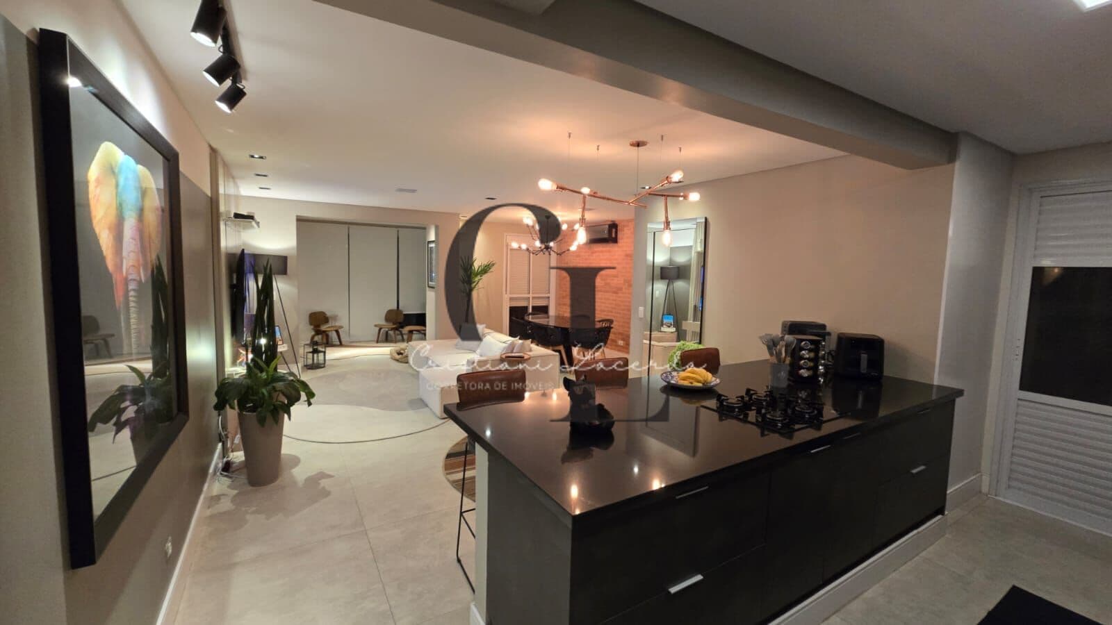 Apartamento à venda com 2 dormitórios e 2 vagas na Água Fria
