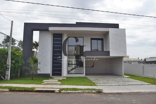 Sobrado à venda com 4 suítes no Shamballa II