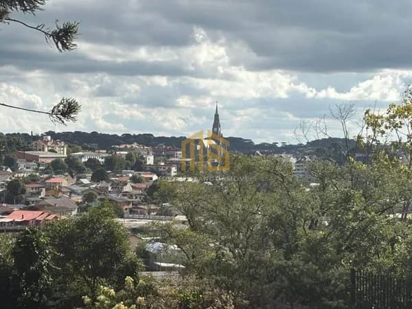 Terreno com 560 m² | Vista para Catedral