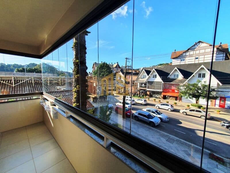 Apartamento no Coração de Gramado - 02 Dormitórios