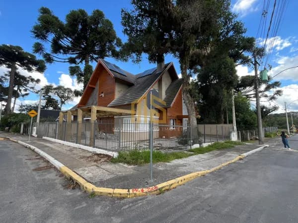 Casa Com 03 Suítes - Canela RS