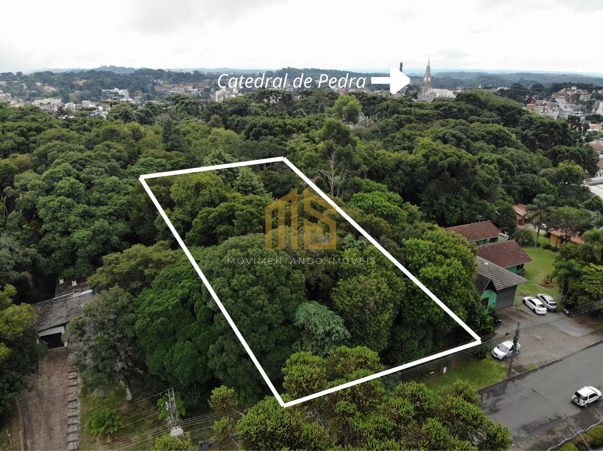 Terreno em Canela com 1250 m²