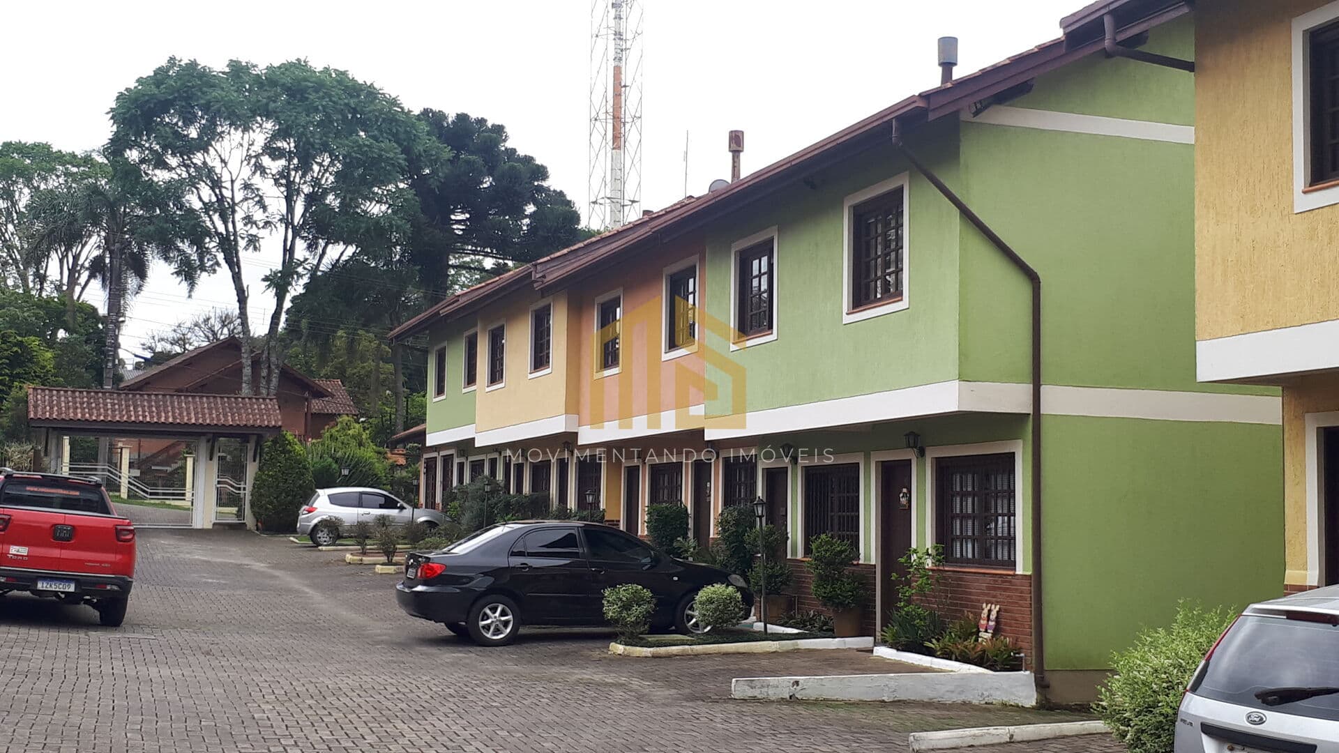 Casa com 02 D - Condomínio Dois Pinheiros
