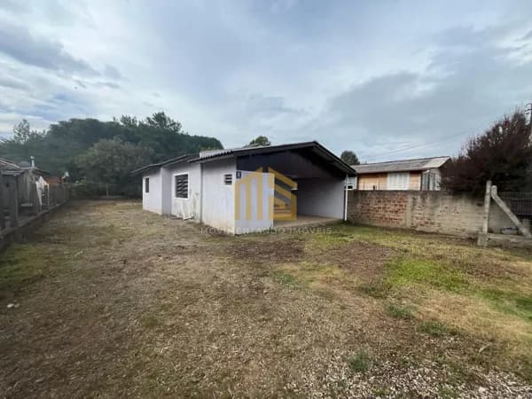 Casa com 02 Dormitórios no Bairro São Luis em Canela