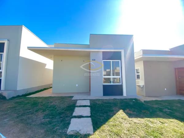 Casa Padrão - Em condomínio - Pronto para morar