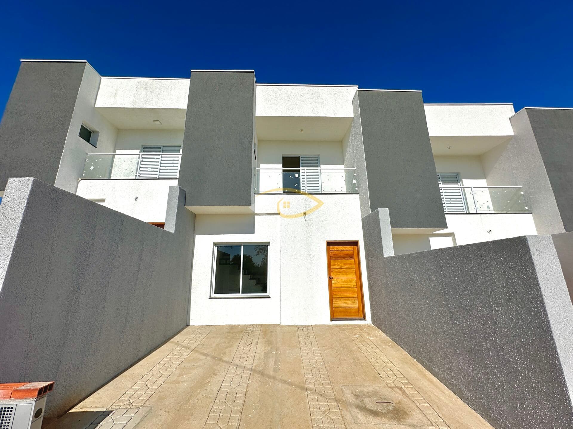 Sobrado com padrão de condominio e preço baixo