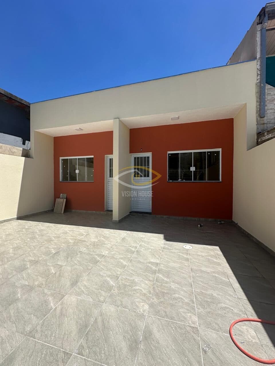 Casa Geminada no Cajuru