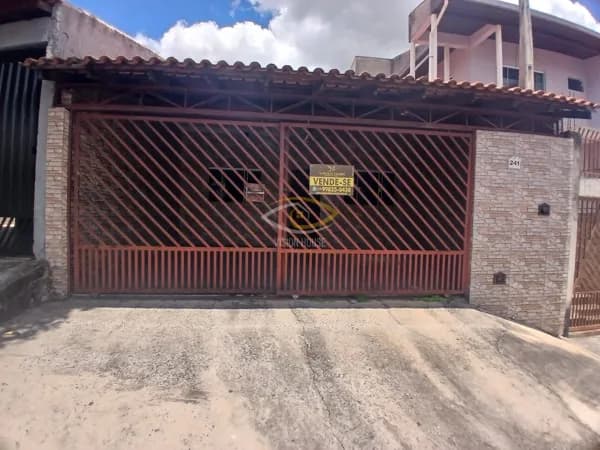 Casa térrea com suíte na Zona Norte