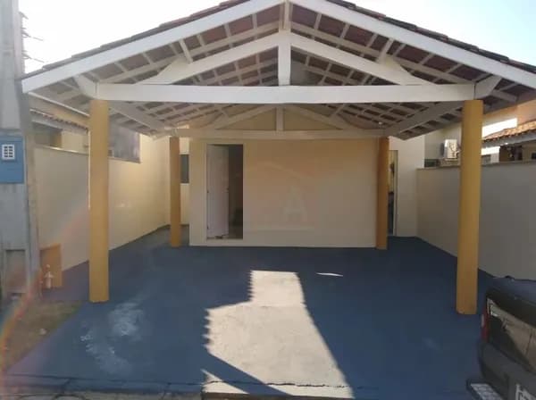 Casa de Condomínio em Sorocaba - Jardim Flamboyant