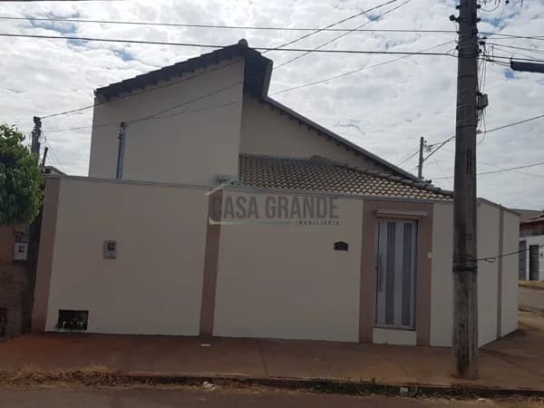 Casa em Catalão - Bairro Estrela