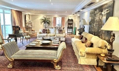 Apartamento Alto Padrão único. Com muita segurança na melhor localização do Jardins na parte plana