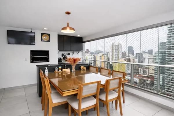 Apartamento com lazer completo. Muito iluminado. Imóvel novo. Sendo 3 dormitórios e 2 suítes. Um verdadeiro achado.
